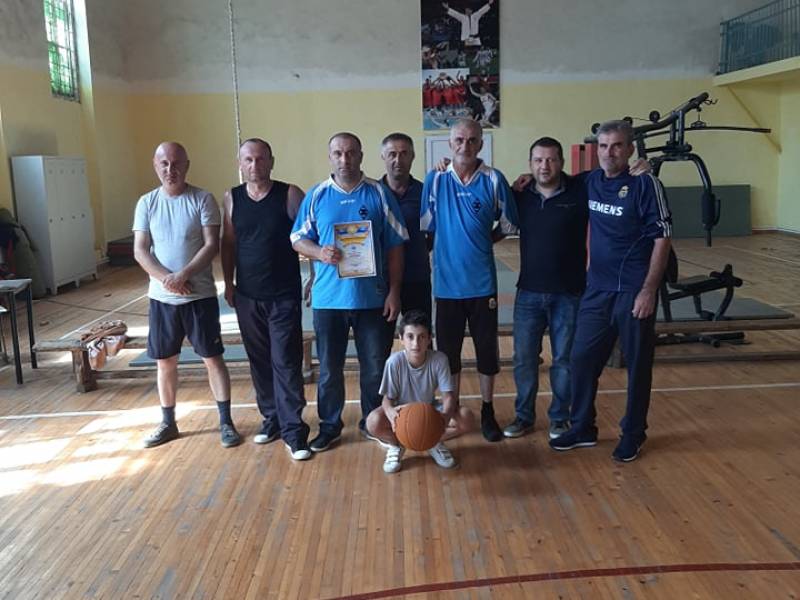 ჩატარდა მუნიციპალური შეჯიბრება ქუჩის კალათბურთში დაწესებულებათა გუნდებს შორის